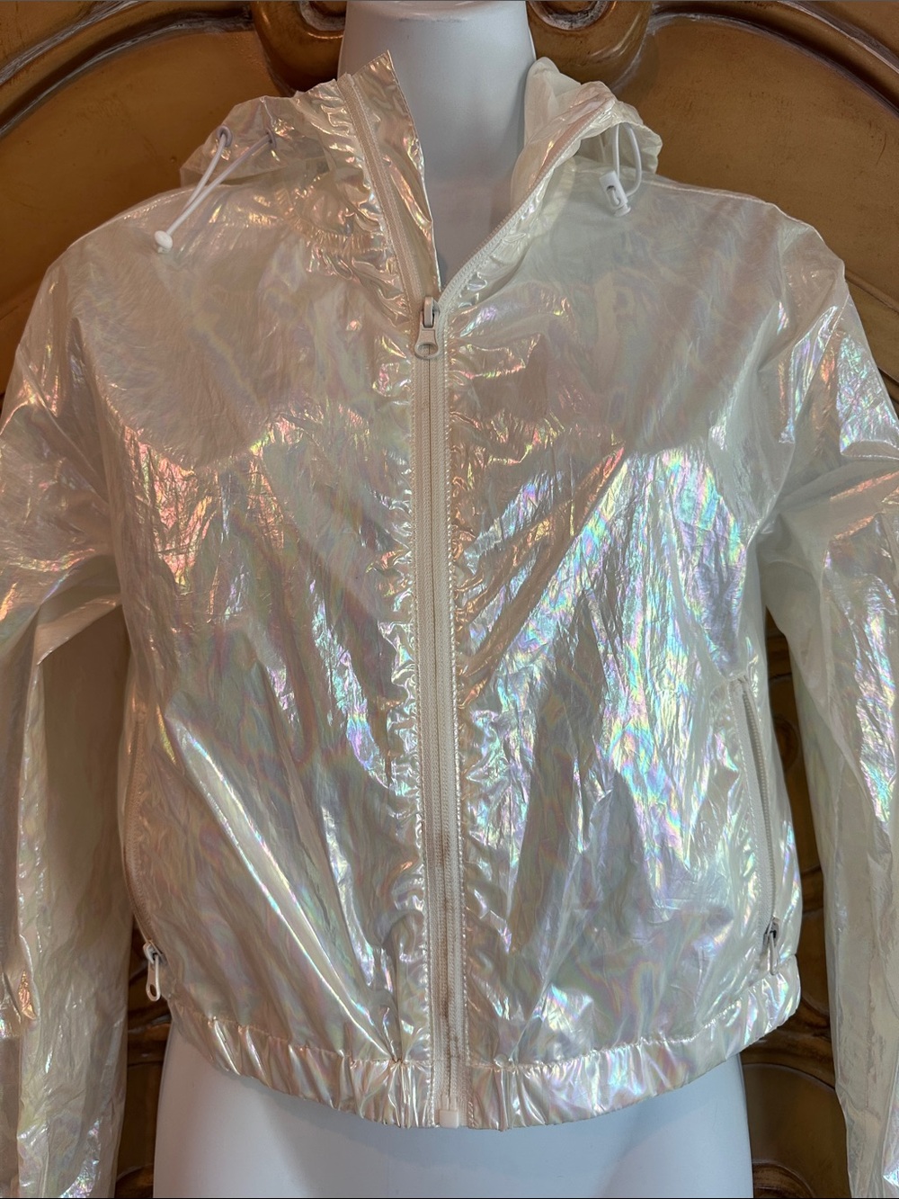 Iridescent Hooded Rain/wind Jacket - White